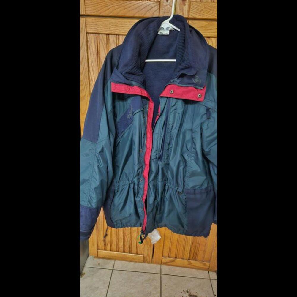 Columbia jacket - Picture 2 of 4